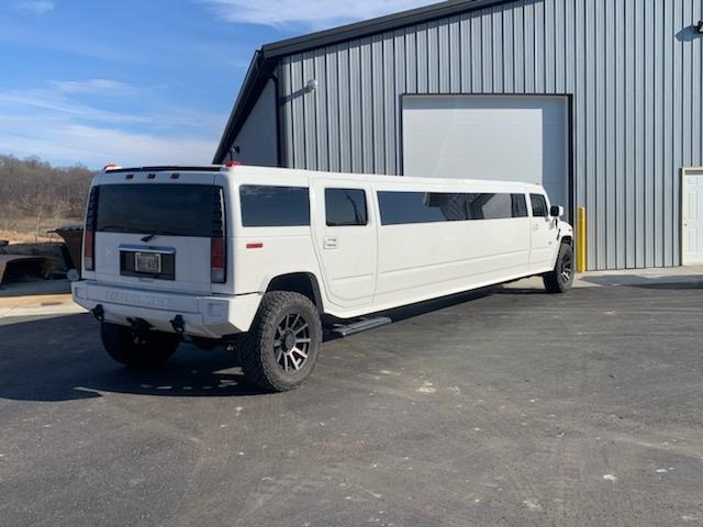 photo of 2005 Hummer H2